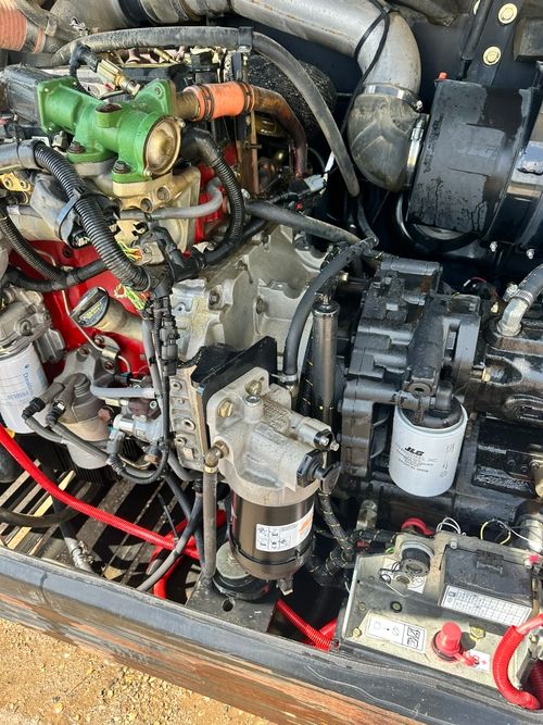 engine and hydraulic system compartment