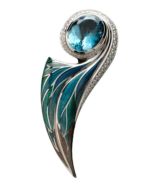 Hean Studio - Elegant brooch