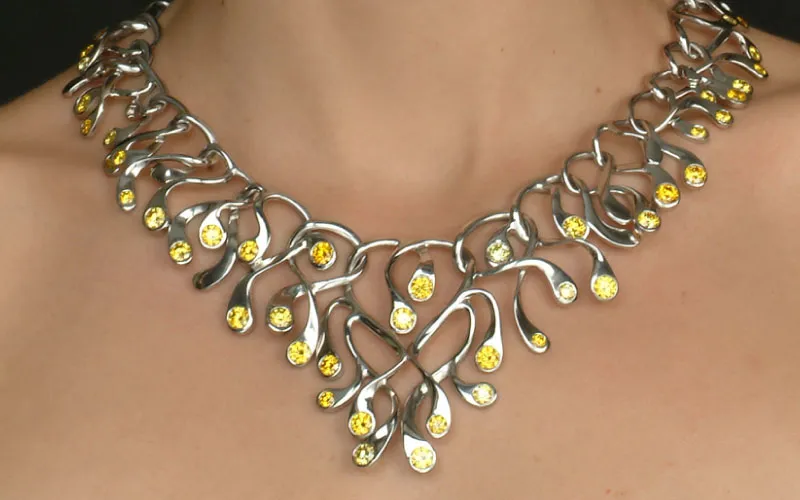 Hean Studio - Elegant necklace
