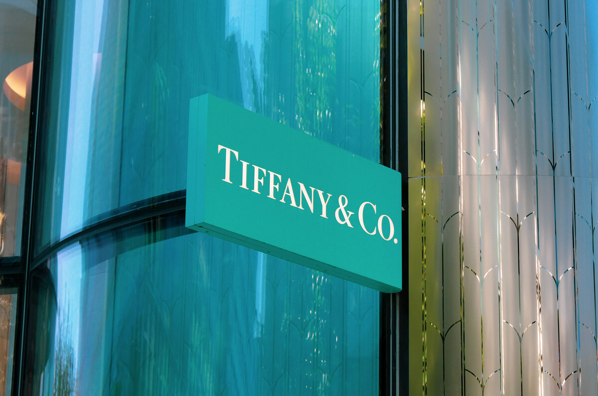 What drives jewelry houses into making perfume