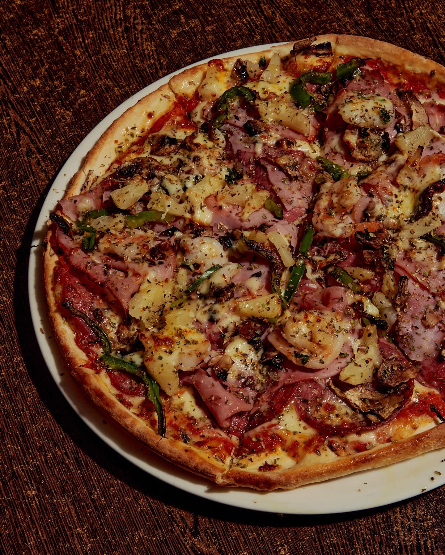 Pizza - Pellegrini Cafe