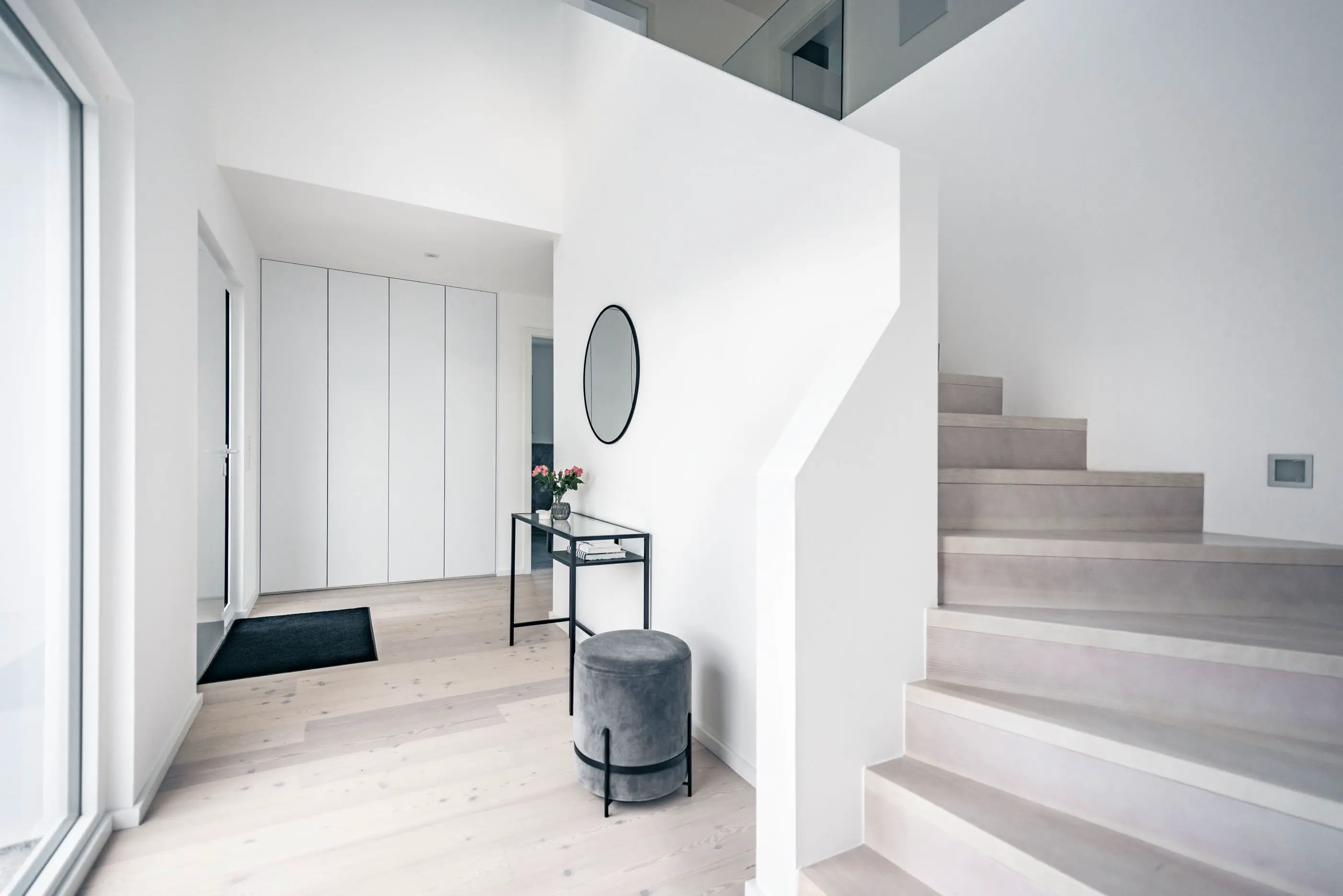 Treppenhaus im Einfamilienhaus der Familie Lohner, gebaut von Hauser Massivbau 