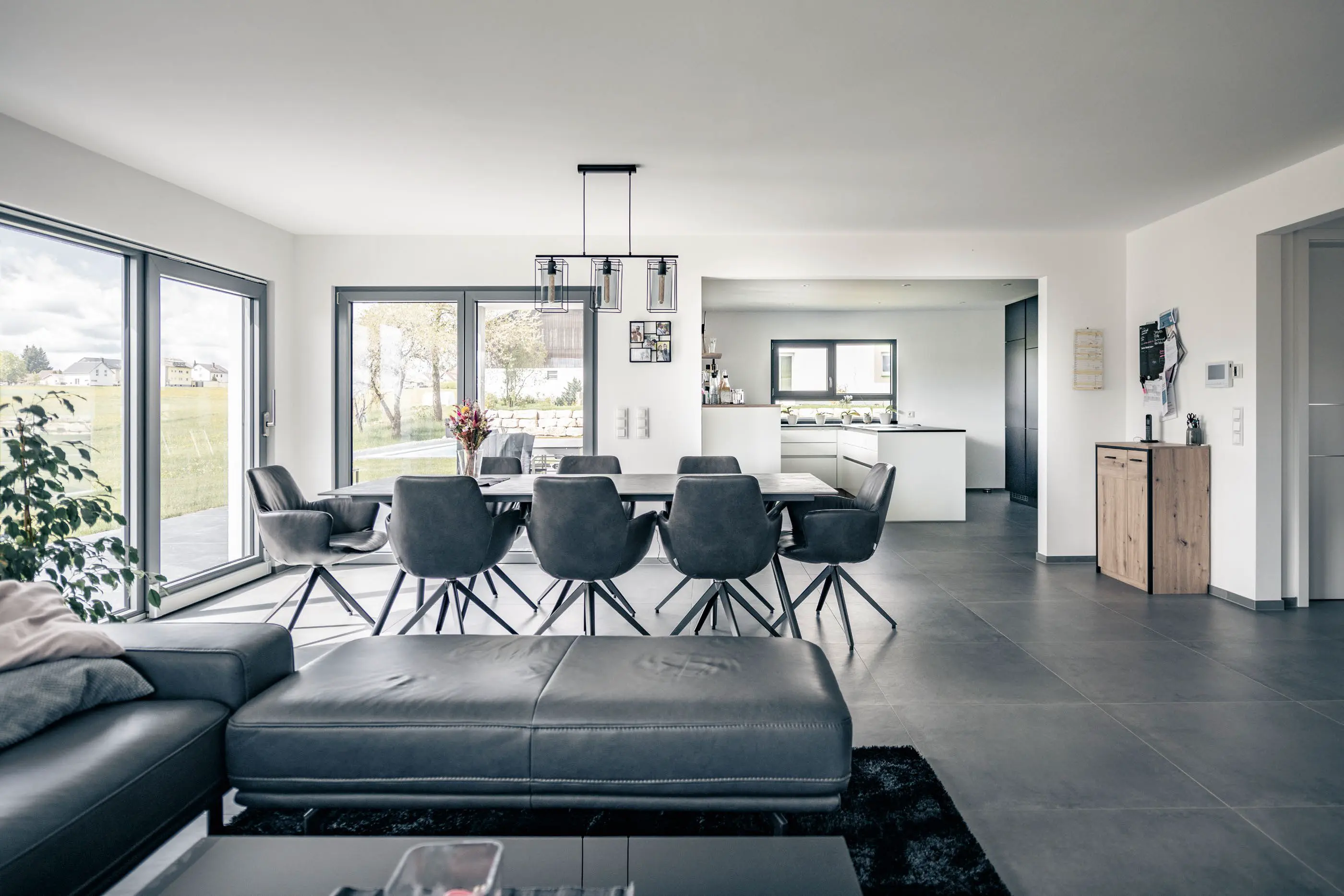 Essbereich im Einfamilienhaus der Familie Ganter, gebaut von Hauser Massivbau