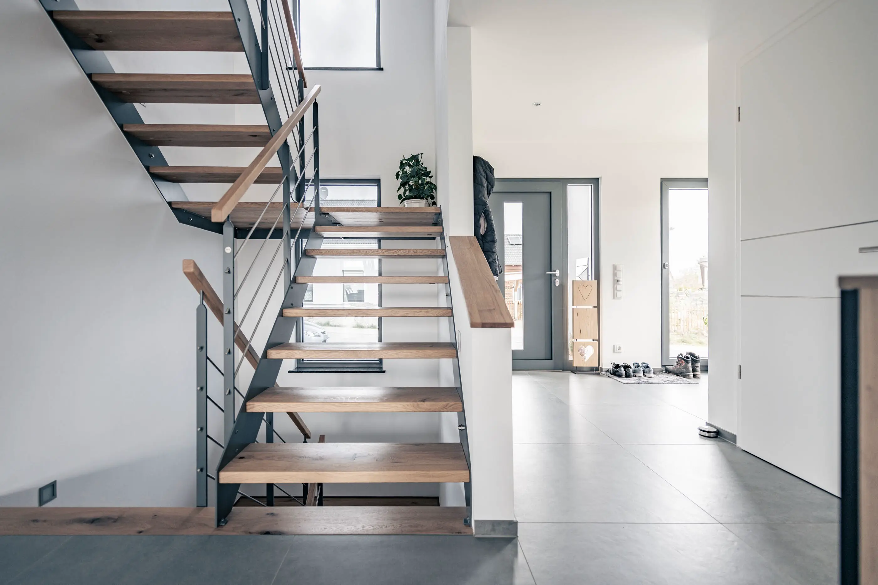Treppenhaus im Einfamilienhaus der Familie Ganter, gebaut von Hauser Massivbau
