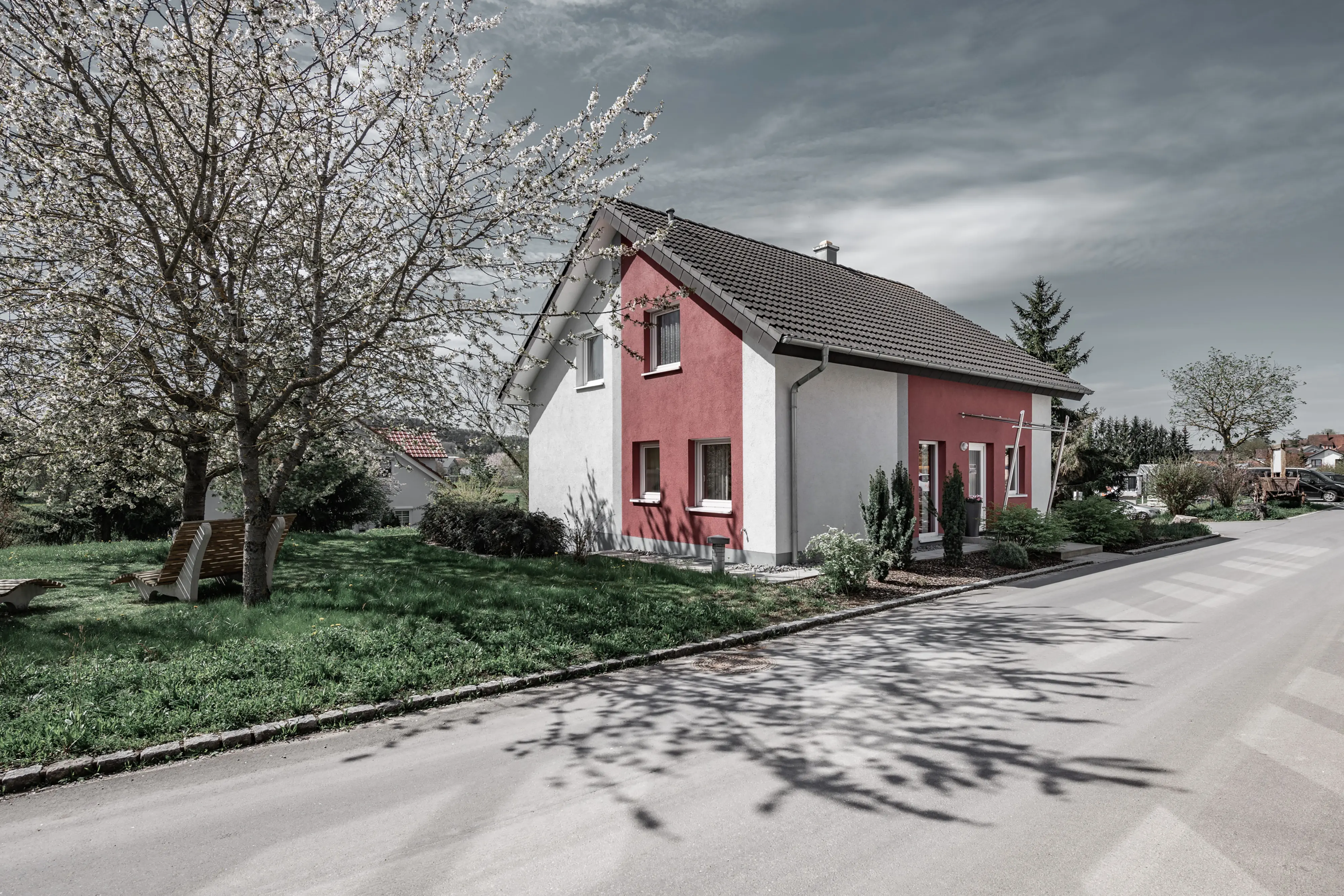 Aussenansicht vom Einfamilienhaus Basic in Vöhringen, gebaut von Hauser Massivbau