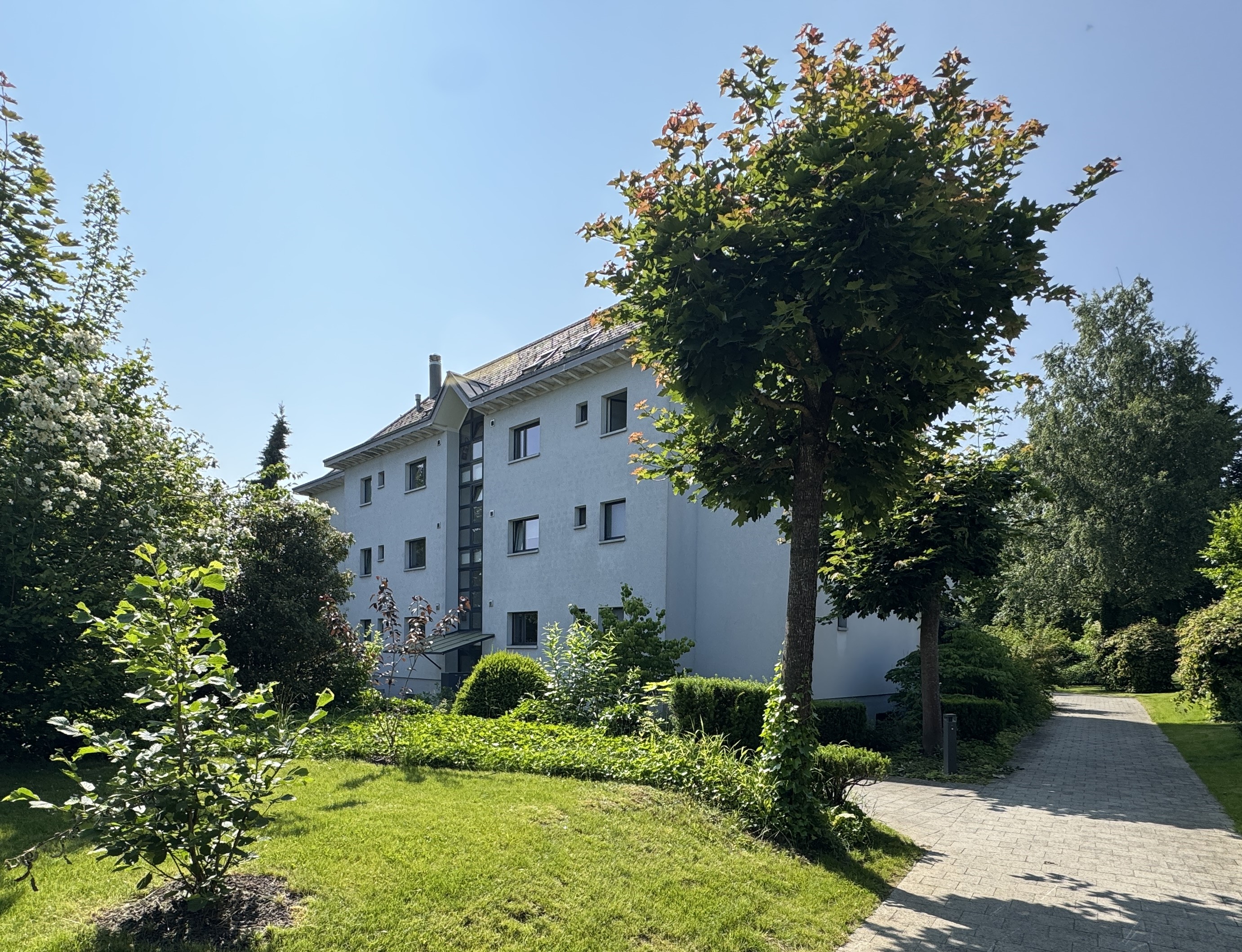 © Hunziker & Trüssel