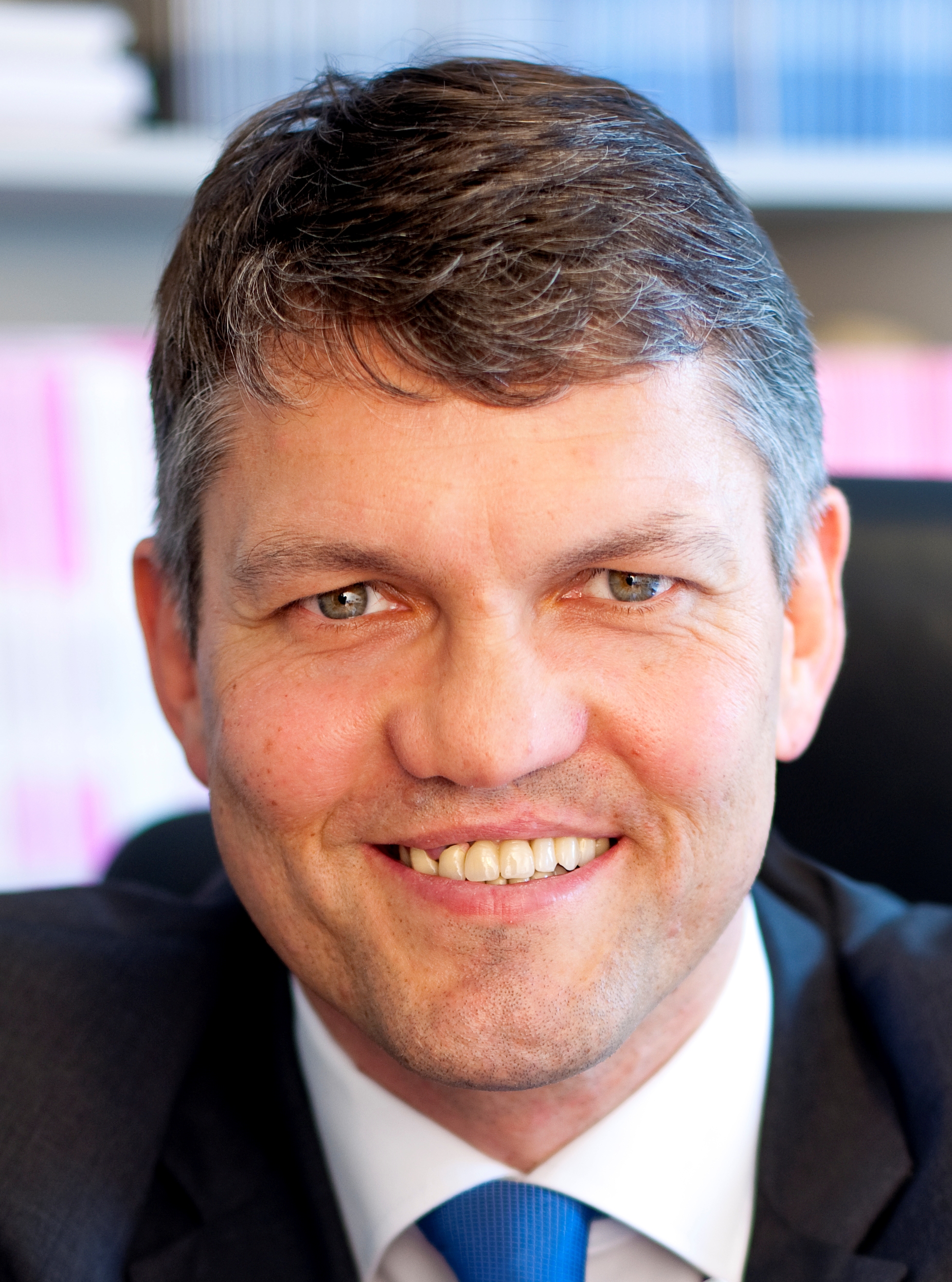 Prof. Dr. Thomas Hutzschenreuther
