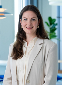 Dr. Selina Stracke