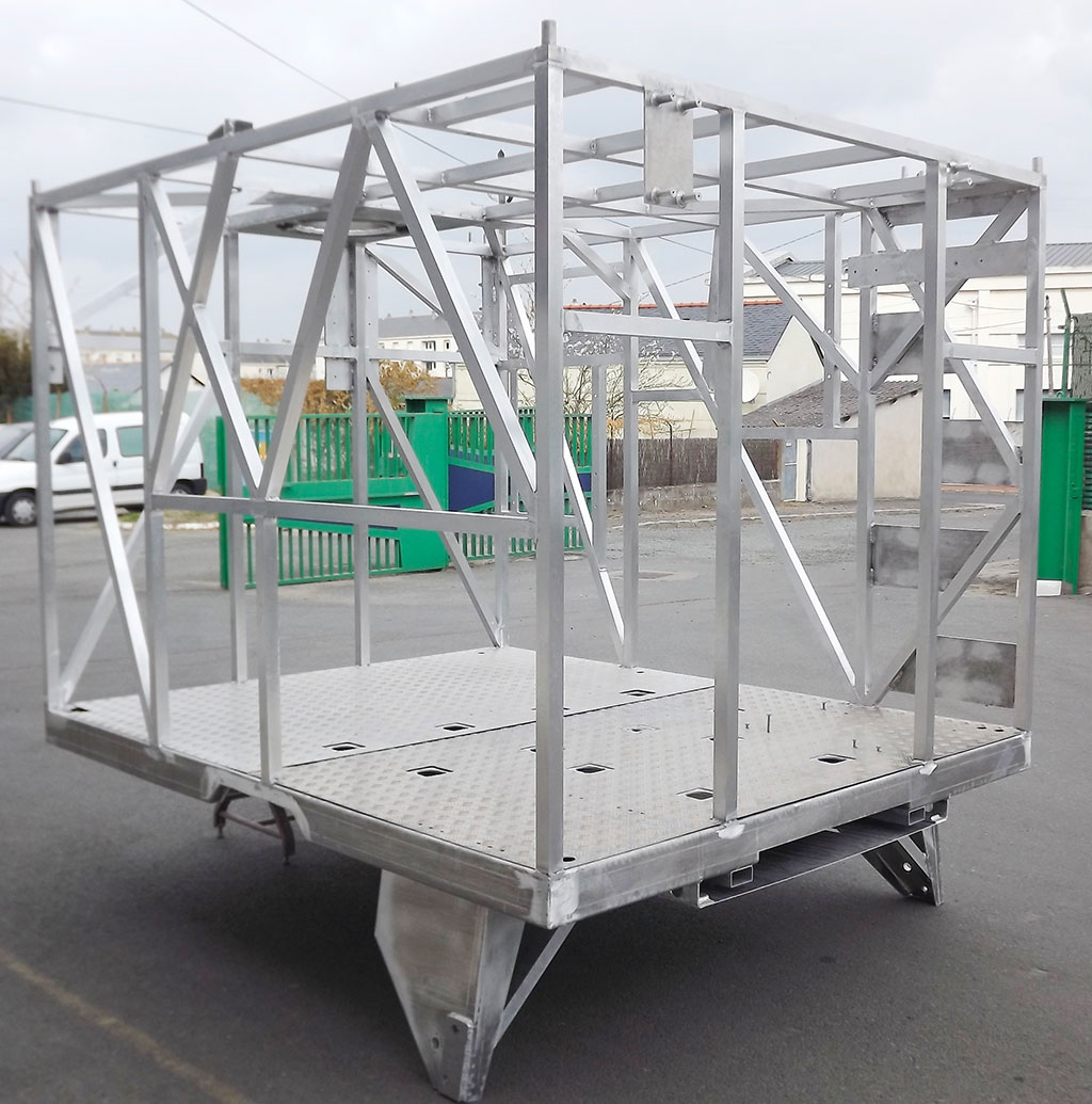 Caisson technique en aluminium – secteur militaire