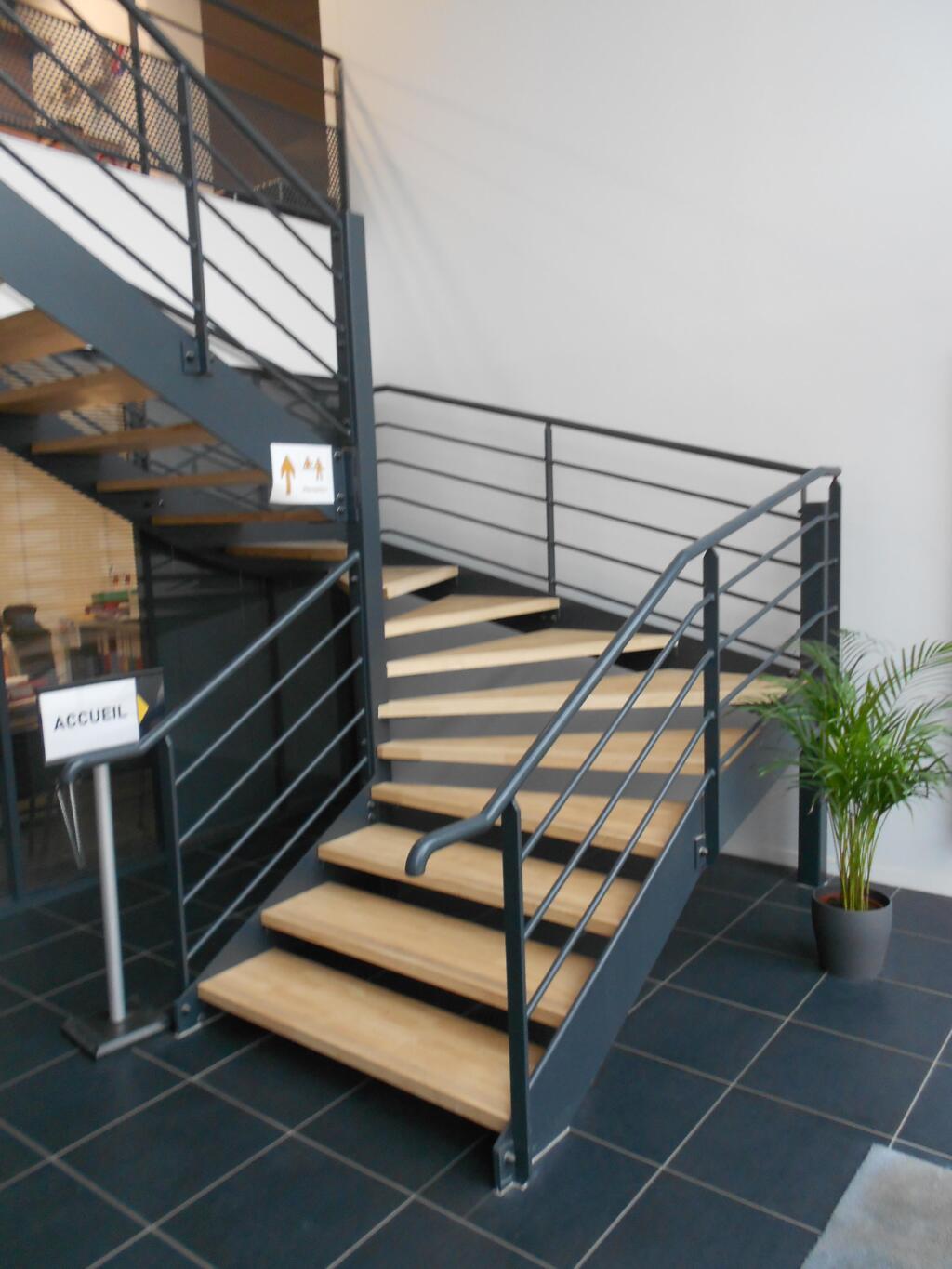 Escalier métallique 1_Mennecy