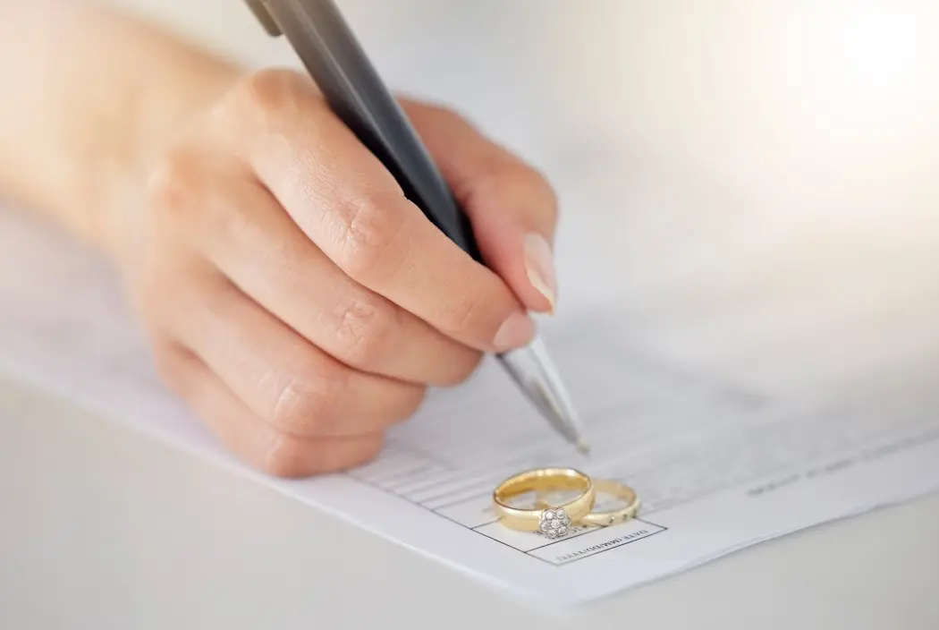California divorce mediation costs $3-7K total vs. $30K litigation. Get the complete guide: costs, process, requirements. Sacramento expert explains all.