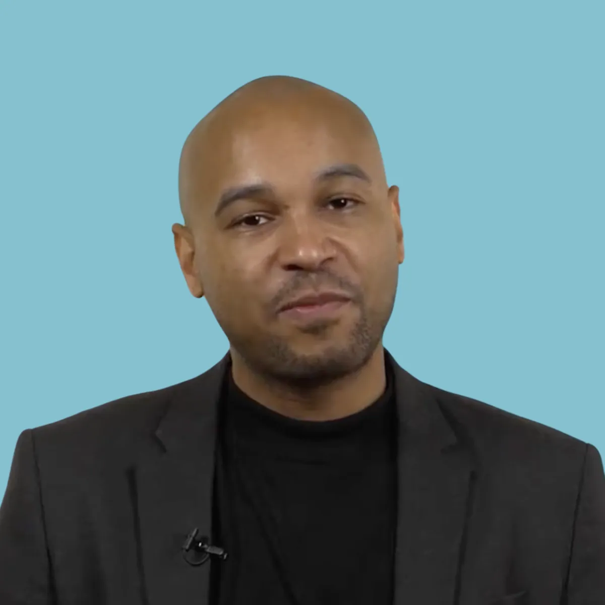 Photo de profil de Stéphane aidant familiale et professionnel, médecin gériatre utilisant l'application et les services Monka. Témoignant de Monka 