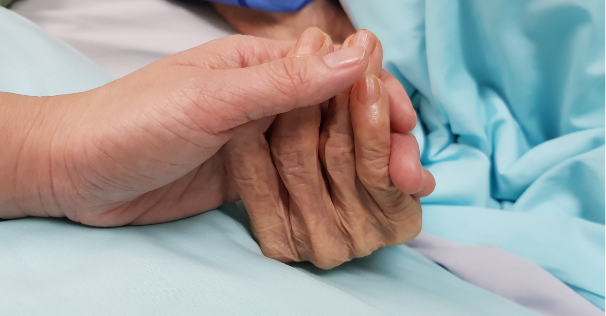 relation proche aidant et personne âgée
