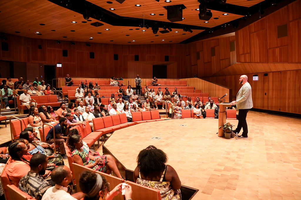 Experience the Joy from the CHI26 Graduation