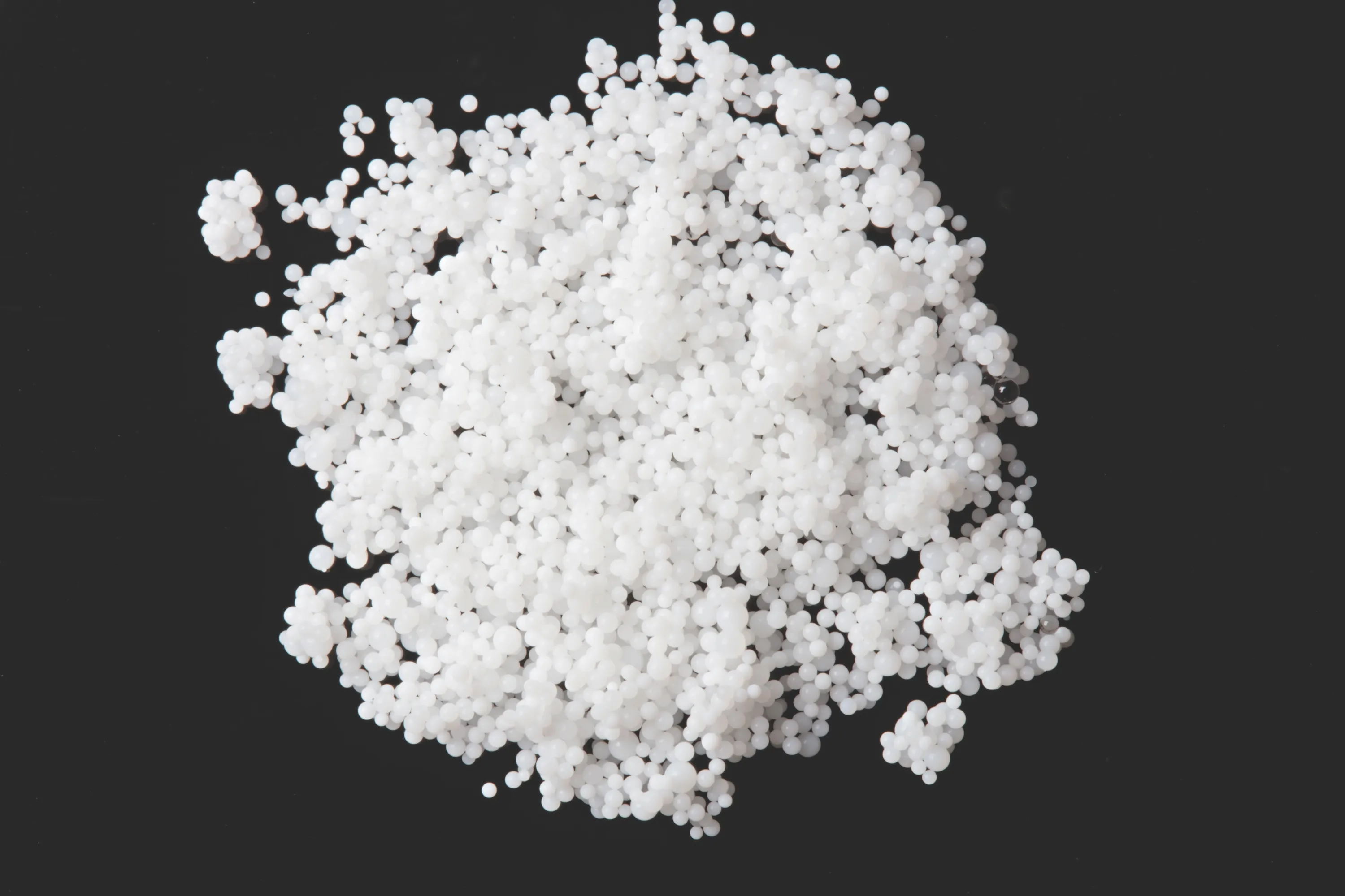 Pile of white crystalline powder