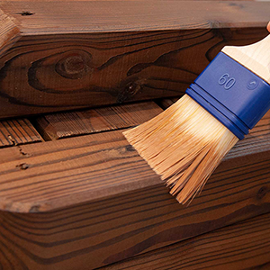 Anstrich Holz Oberflächenprodukt Pinsel Blumenkasten