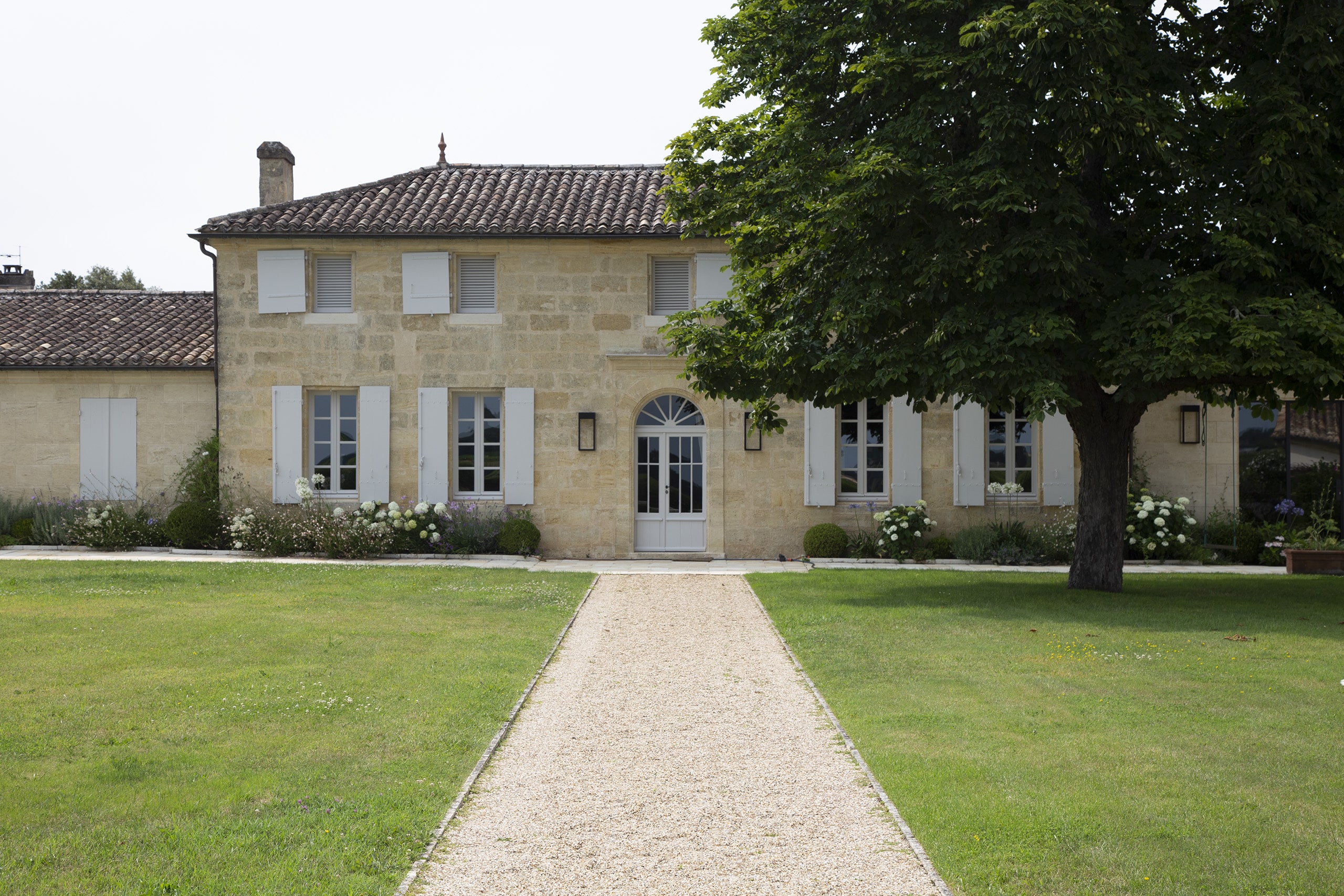 MAISON DE MAITRE NEAC