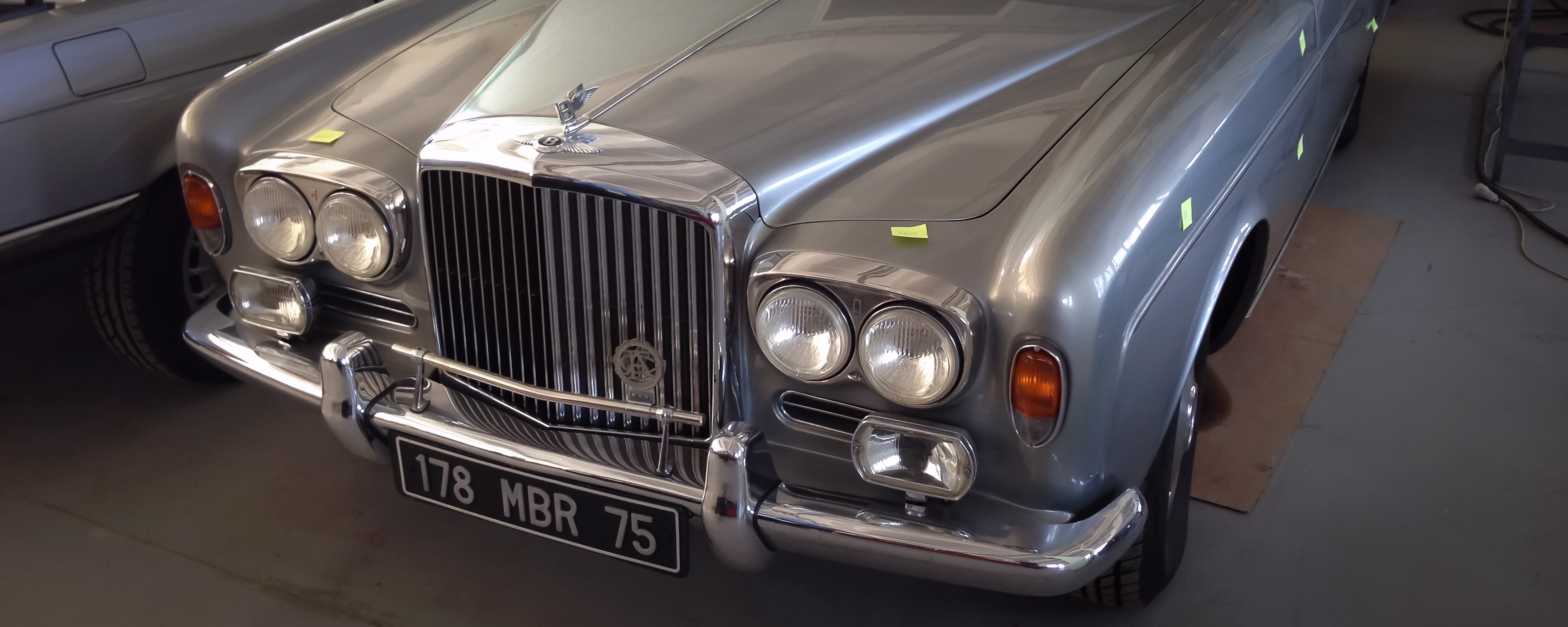 Bentley Corniche