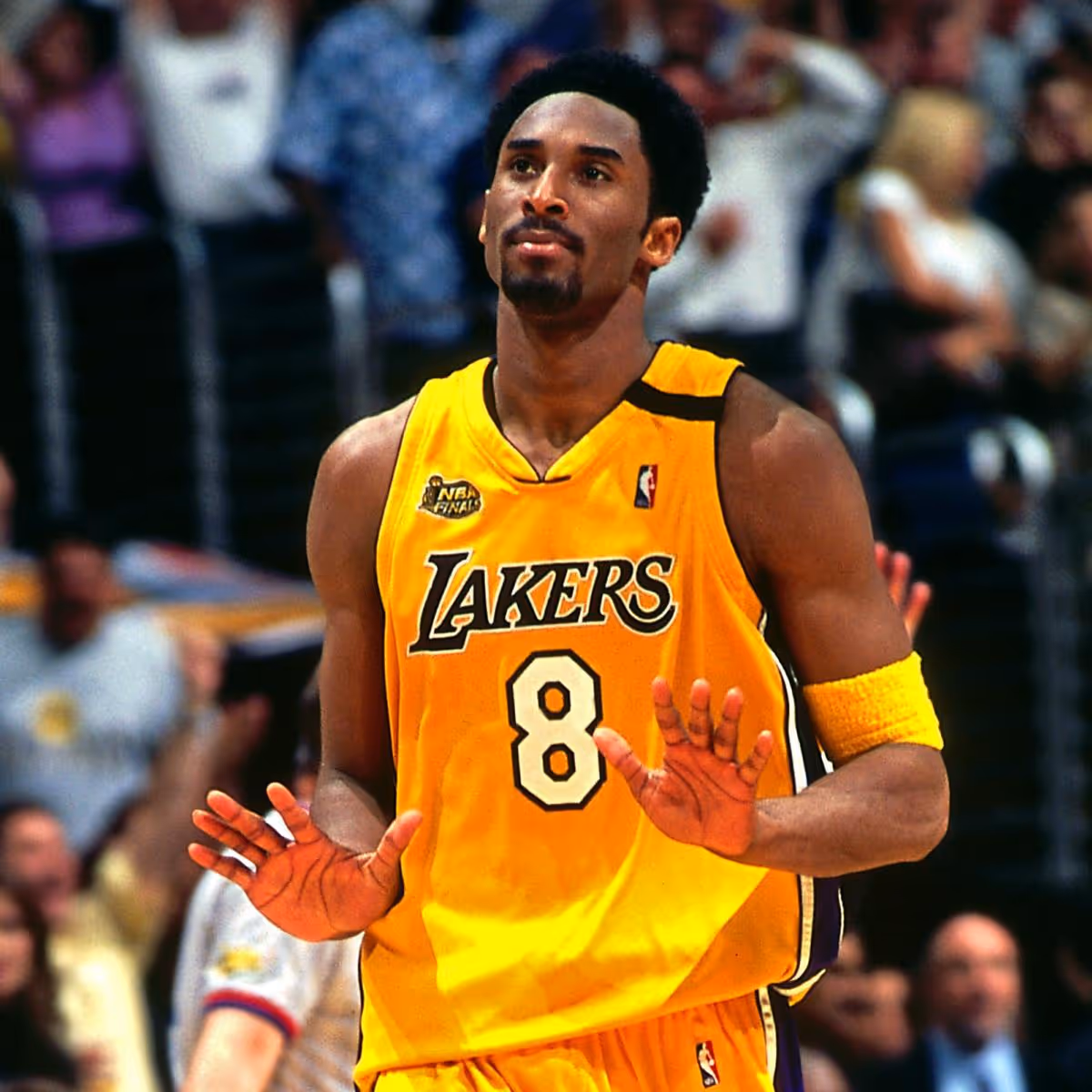 Kobe Bryant's 2000 Lakers NBA Title Ring, Game-Worn Shoes, More to Be Auctioned | News, Scores, Highlights, Stats, and Rumors | Bleacher Report