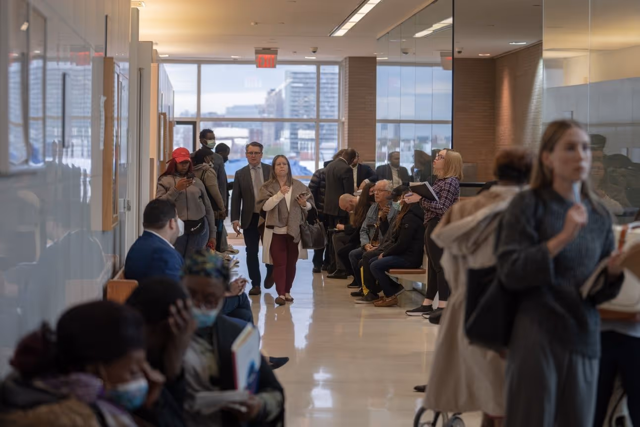 As Renters Struggle, Eviction-Busting Lawyers Are in Short Supply - Bloomberg