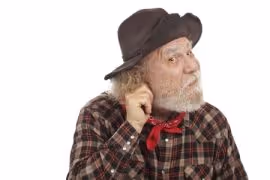 Cowboy qui écoute attentivement le prospect