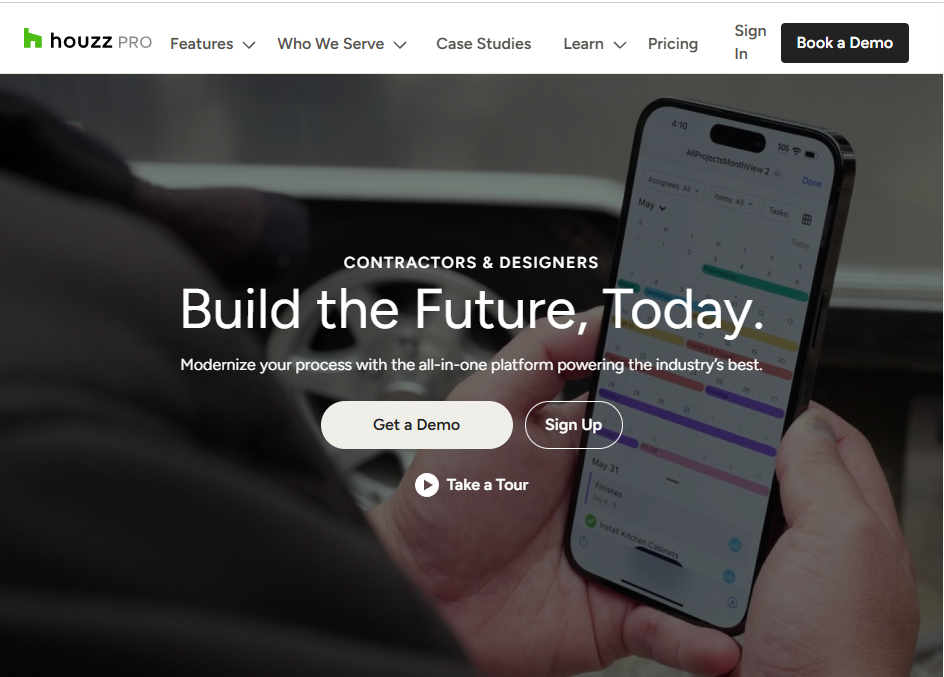 Houzz Pro homepage showing all-in-one platform for contractors and designers with scheduling and project management tools.