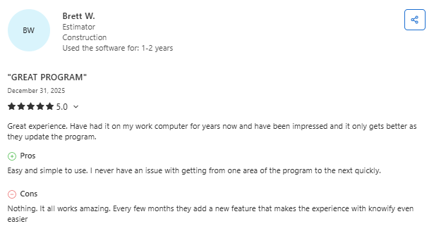 Capterra review from Brett W., an estimator in construction, giving Knowify a 5-star rating and praising the platform’s ease of use, navigation, and continuous feature updates that improve the workflow experience over time.