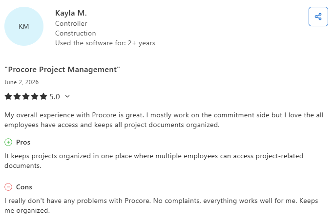 Capterra review from a construction professional describing how Procore centralizes project documents, improves collaboration across teams, and keeps project information organized in a single system.