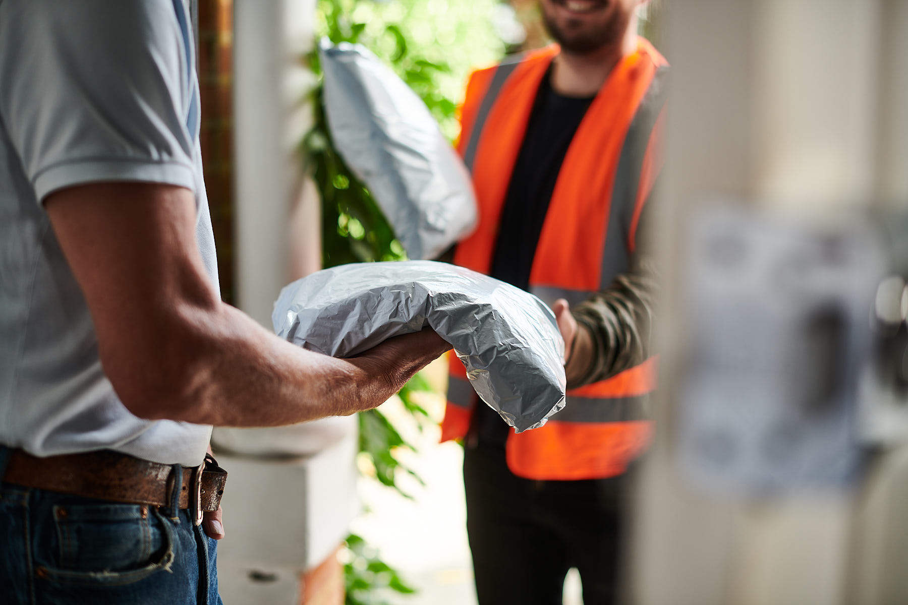 Permit Gift Cards & Live ExchangesOffering a flexible competitive returns policy through gift cards and live exchanges can attract and retain customers interested in making genuine purchases while cutting down on money lost through refunds.For instance, giving customers the option of a quicker refund via store credit at the point of return means businesses can save the sale and keep the money in the business. It’s also genuinely appreciated by high-spending customers, with 46% happy to take a store credit refund without a monetary incentive. Alternatively, with live exchange software, customers can swap items, which again keeps the money in the business and basically cancels the return entirely. 84% of customers would appreciate the option to exchange their product rather than complete the return.