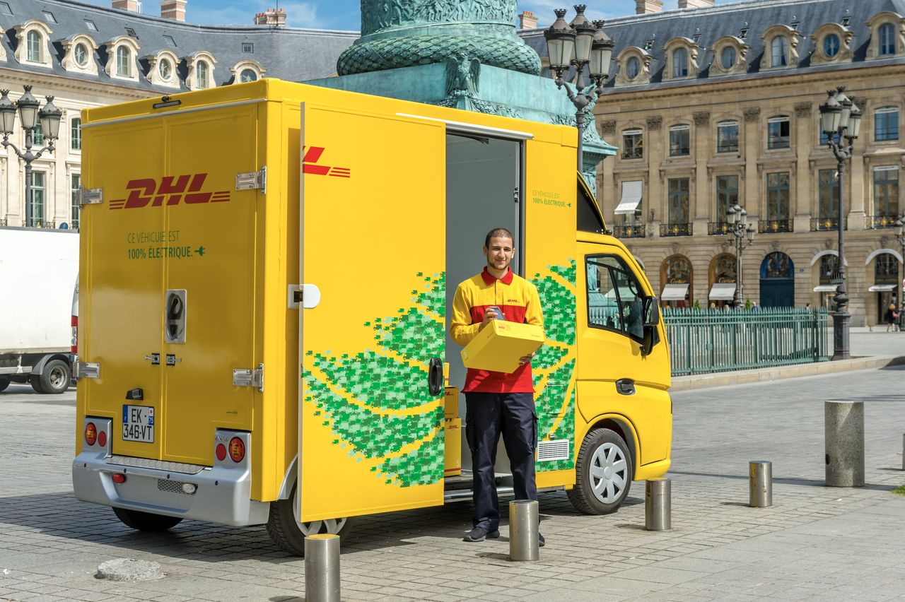 DHL Van