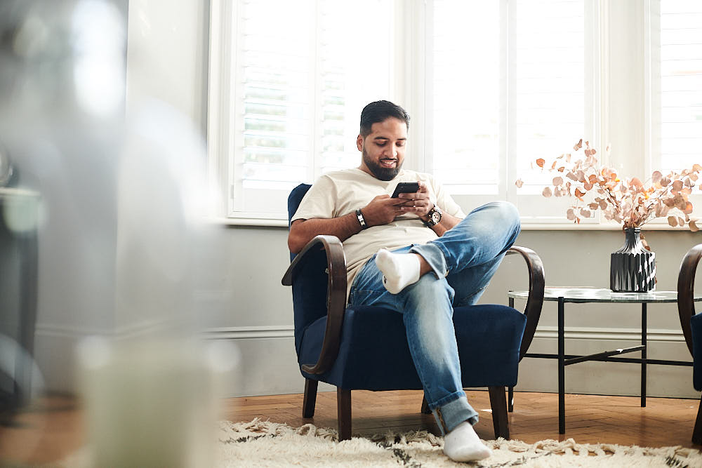 A customer processing a return on mobile