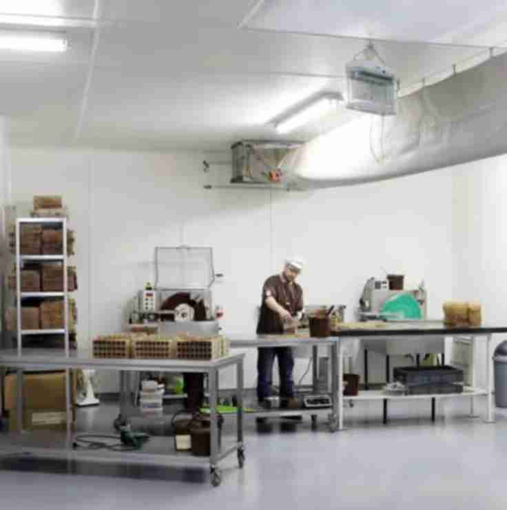 Traspaso chocolatería artesanal + obrador equipado