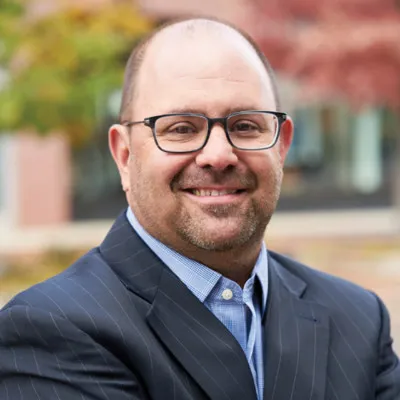 Headshot of Stephen Martin