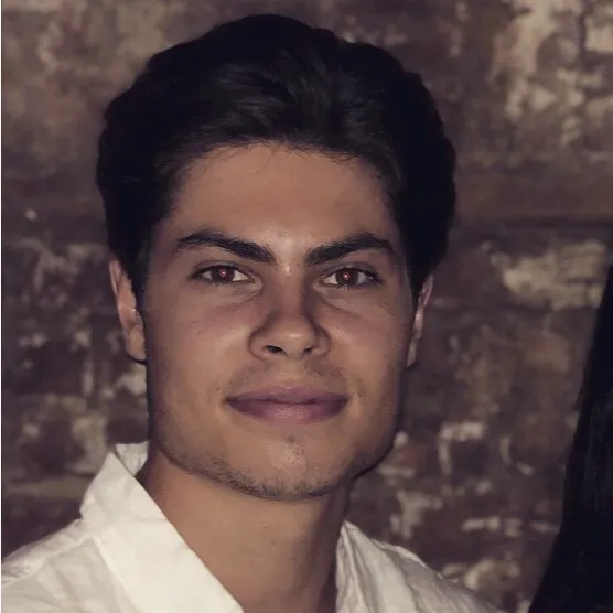 Jake Kuhn Headshot