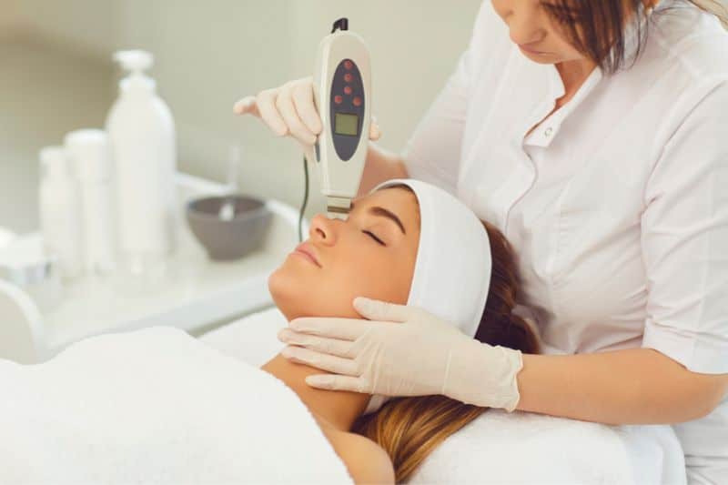 Post-Inflammatory Hyperpigmentation symptoms and treatment