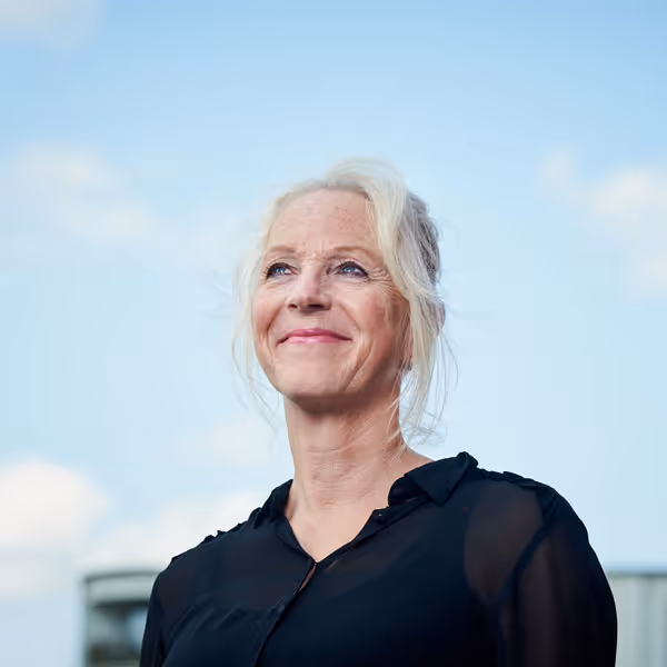 Office Manager Maya kleiner
