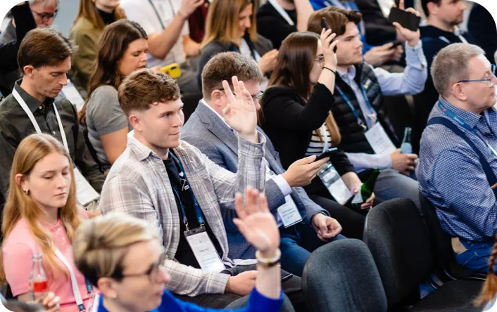 MOQO Summit Audience interacting with the speaker