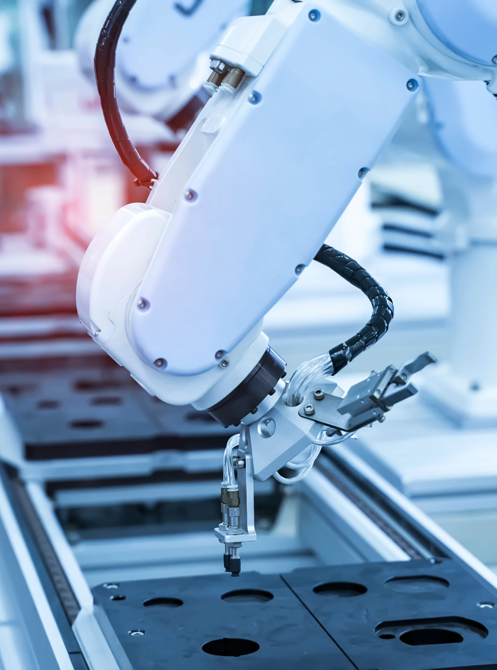 Custom MES development and Siemens Opcenter module customization