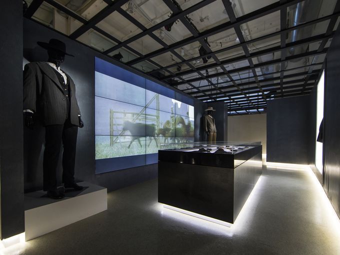 Image of custom fabrication, experiential event, retail, interior and production design project but 11th St Workshop — located in New York City and Los Angeles.
