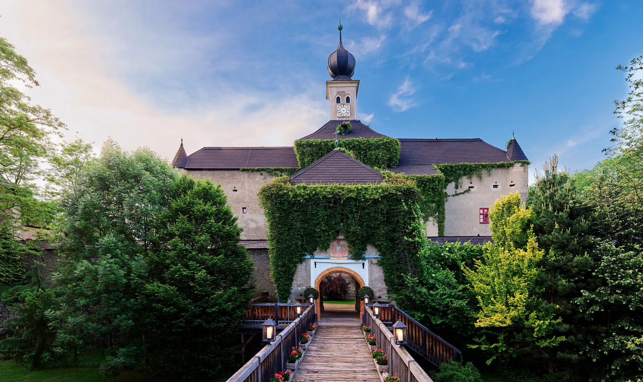 Schloss Gabelhofen outside
