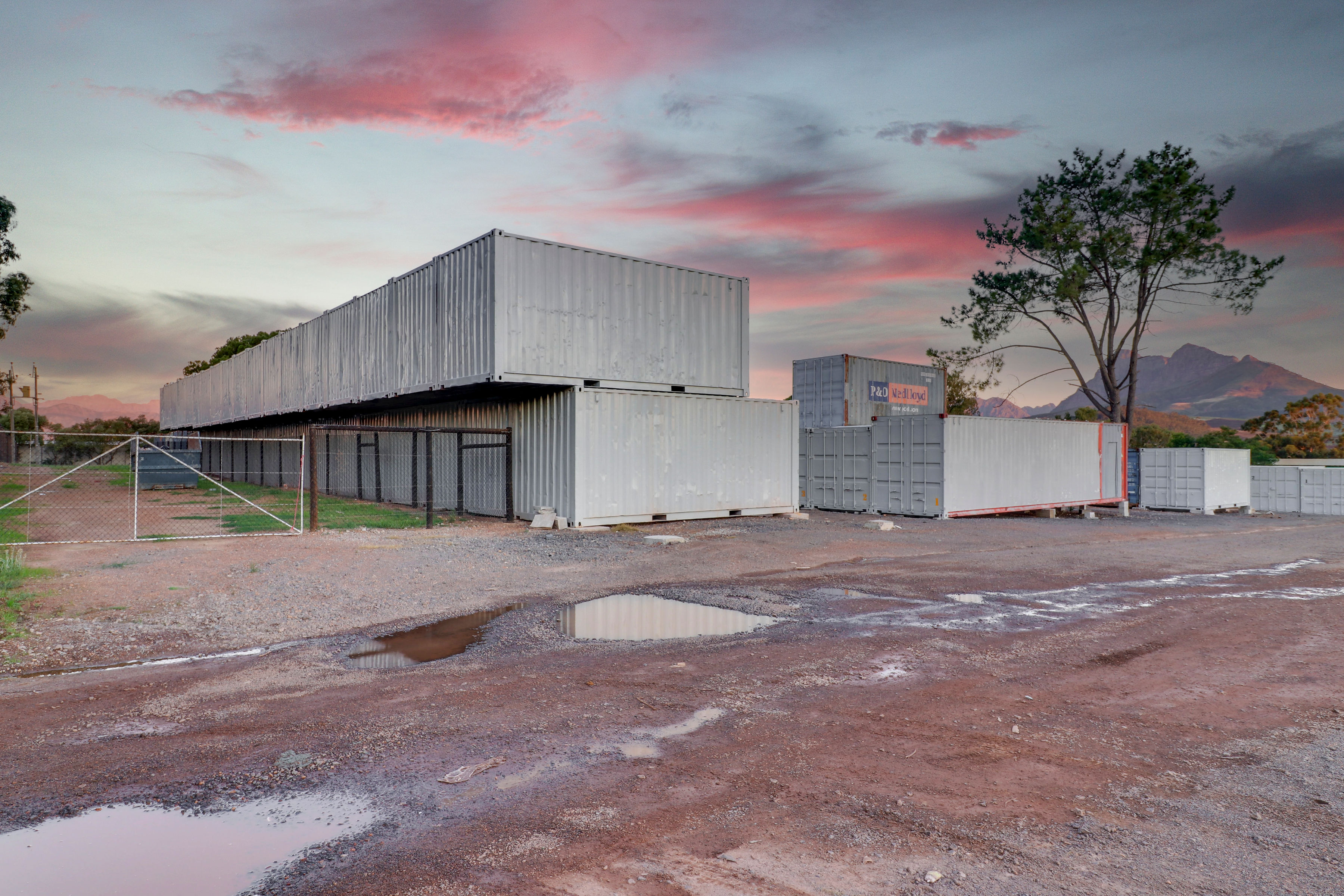 Wide range of storage unit sizes available in Paarl.