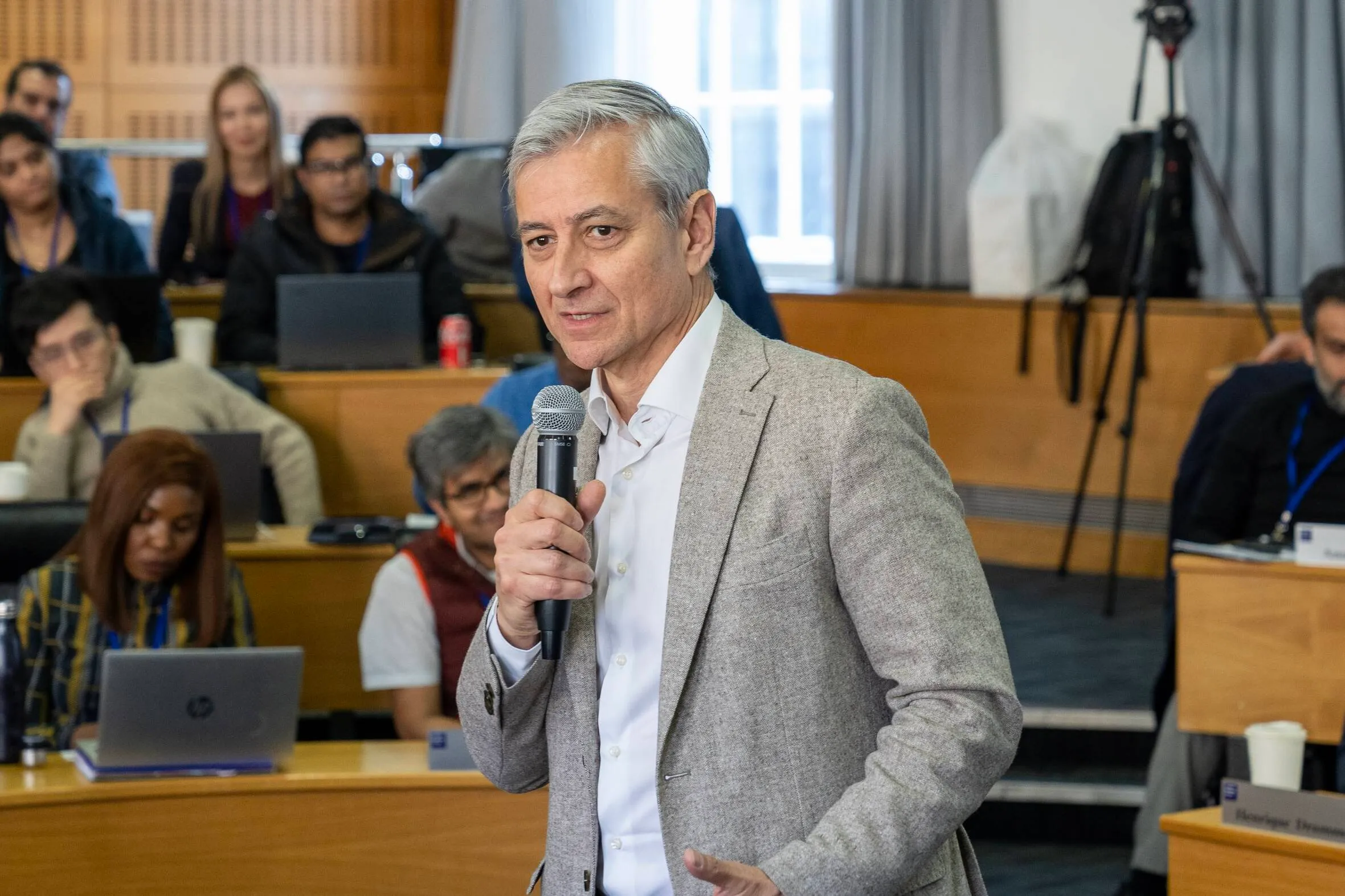 Jean-Philippe Courtois who gives a lecture