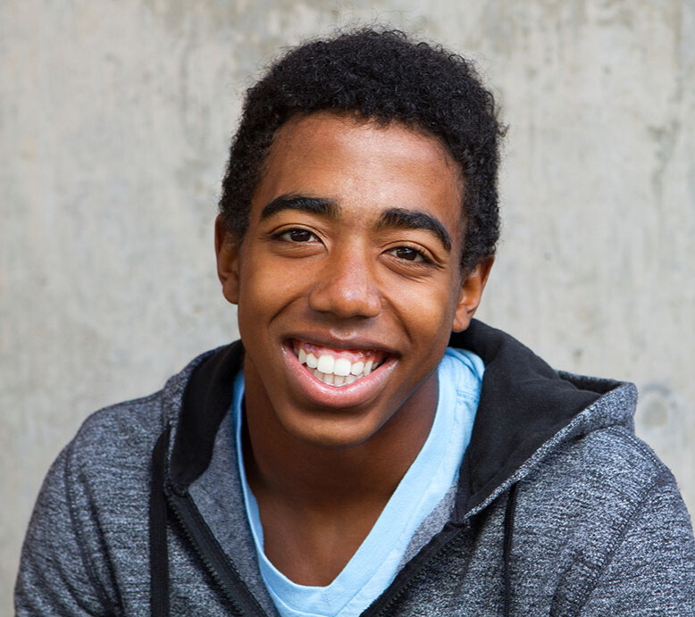 Natural-looking white fillings in Upminster to repair decayed or damaged teeth