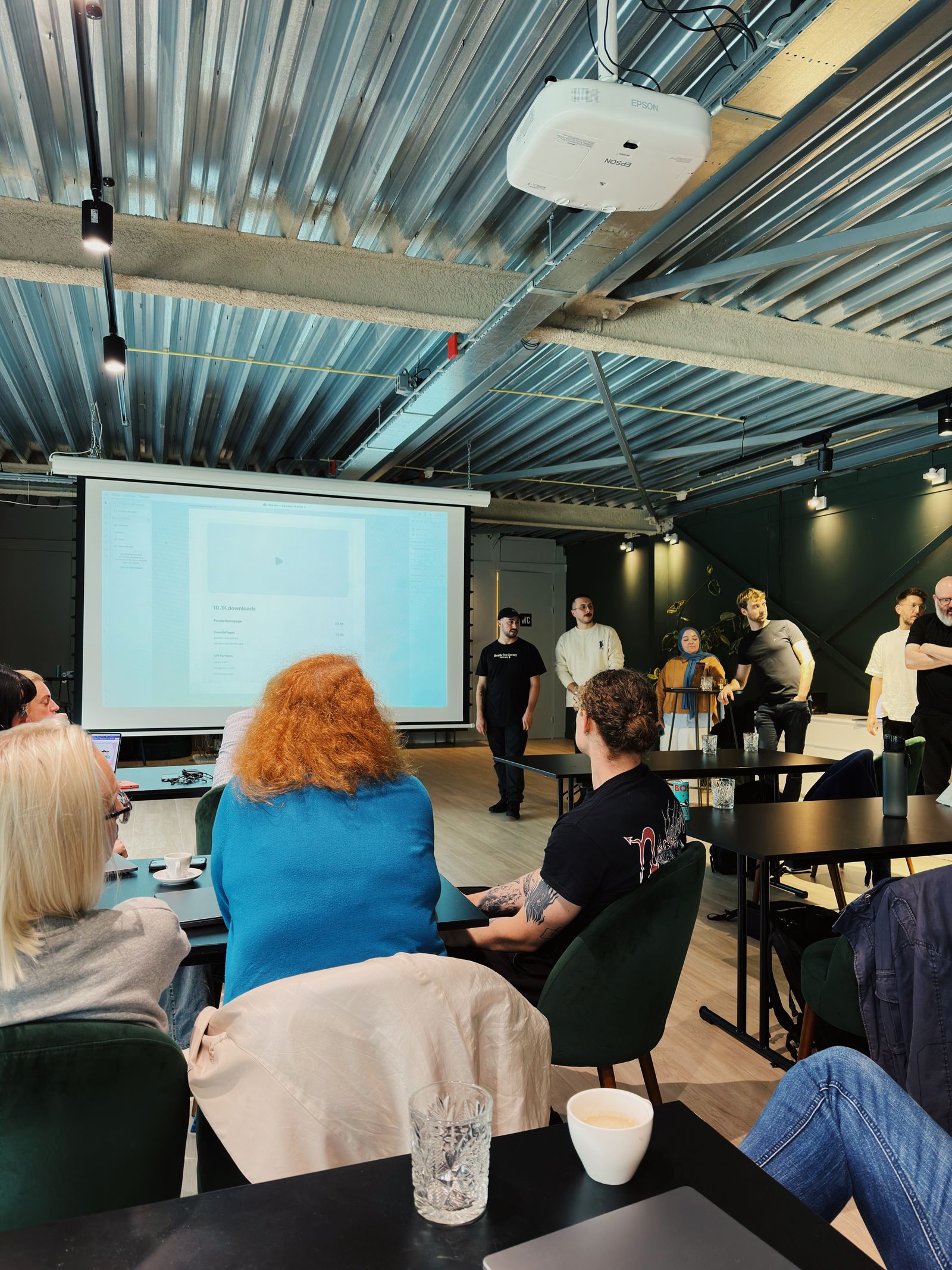 A hands-on session on AI agents