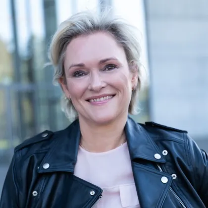 Stefanie Knoren