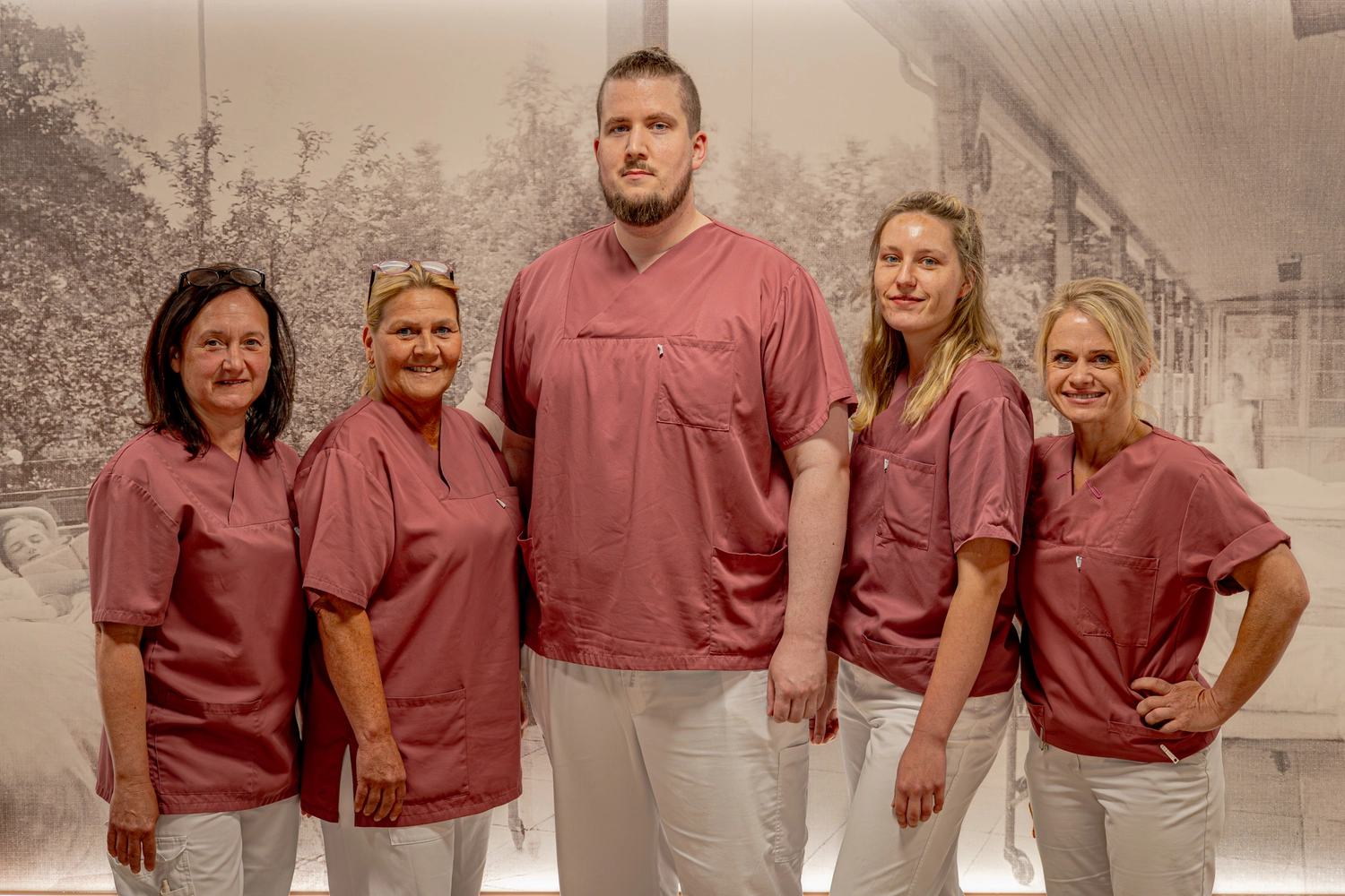 STENUM – Fachklinik für Orthopädie –  Team aus medizinischen Fachkräften