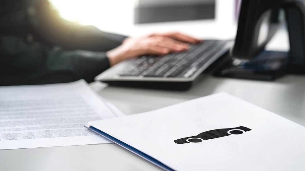 Resiliation assurance auto preavis un mois