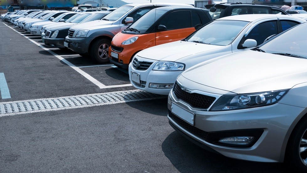 Accident parking assurance auto