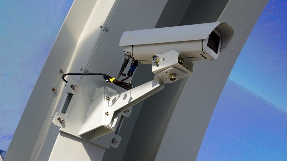 Camera de video-verbalisation en agglomeration