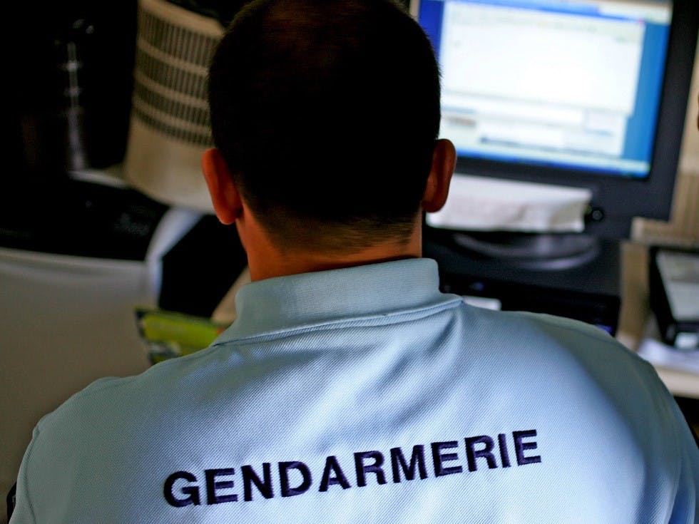 Gendarme mandat depot perte permis